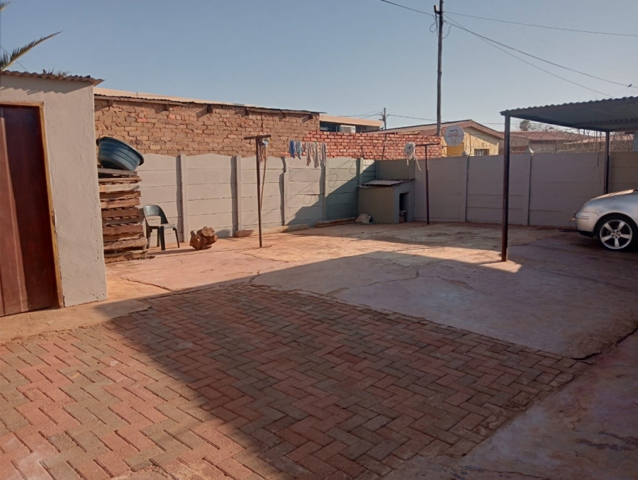 2 Bedroom Property for Sale in Mohadin North West